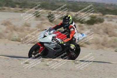 media/Oct-02-2025-Racers Edge (Thu) [[2c91cb6ab3]]/3-B Group/Session 1-Turn 9 Inside (1020am)/